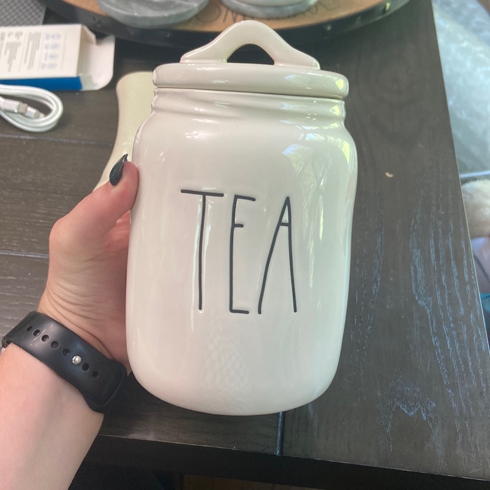 Used! Rae Dunn tea baby cani